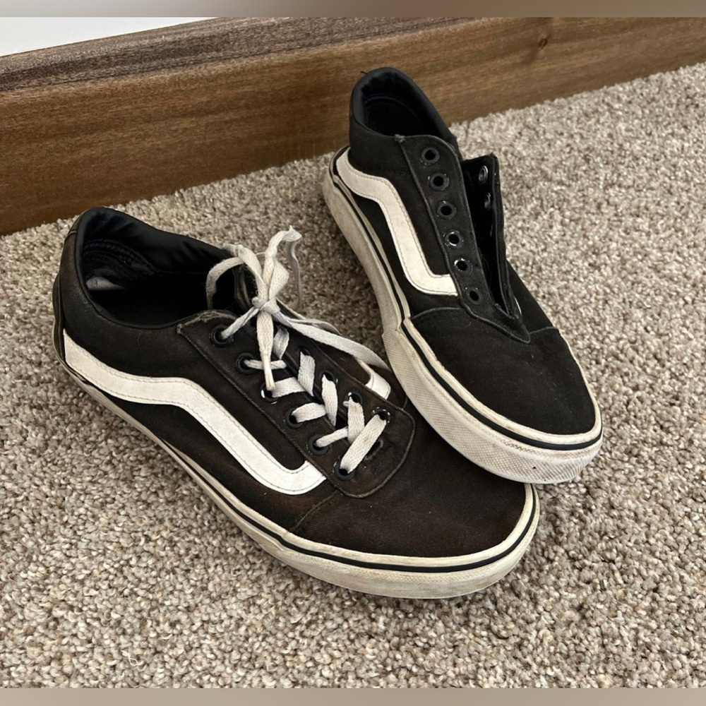 Black Vans Women’s size 8.5